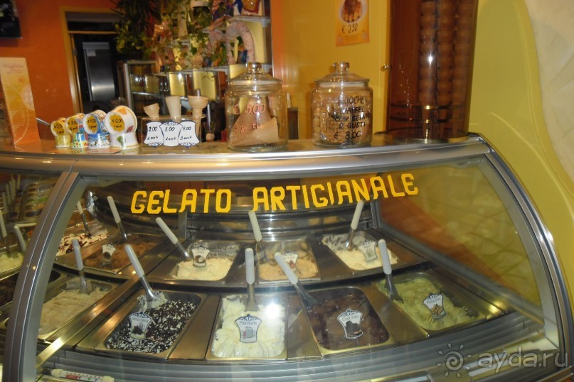 Одно из вкуснейших мороженных во Флоренции!