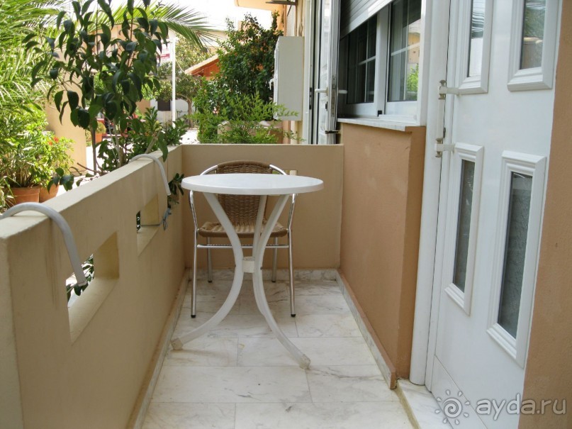 Для тех, кто ходит в номер только ночевать и то не каждый раз