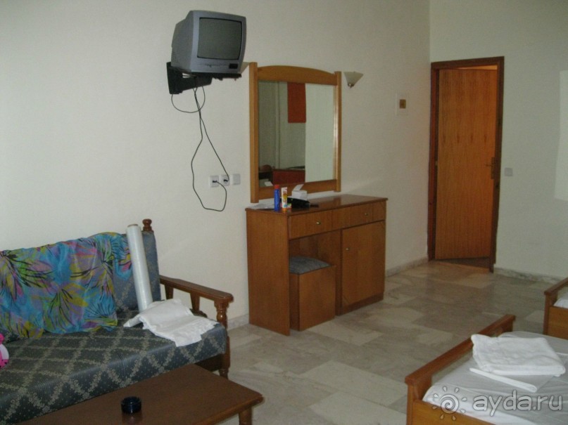 Для тех, кто ходит в номер только ночевать и то не каждый раз