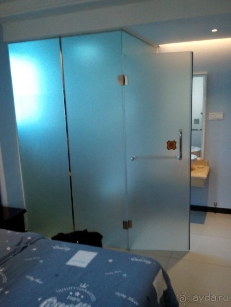 Отличный новый городской отель (2 звезды) на улице Инбиньлу