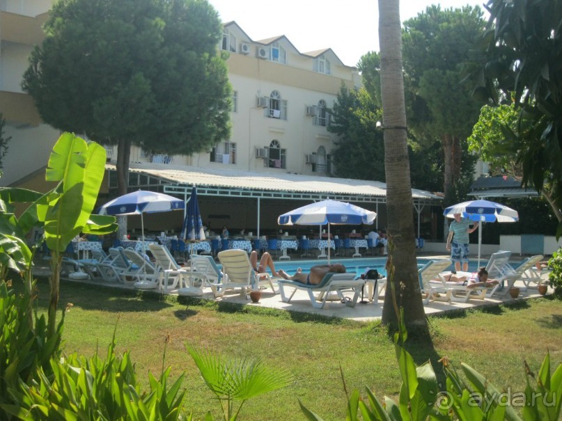 Отель скромный,чистый и с позитивным обслуживающим персоналом