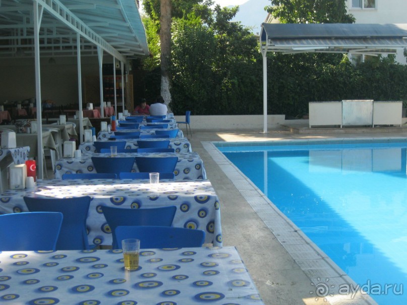 Отель скромный,чистый и с позитивным обслуживающим персоналом