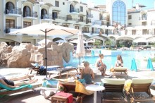 если сложить плюсы и минусы - нормально, но больше не поеду.