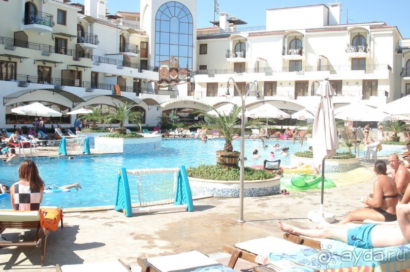 если сложить плюсы и минусы - нормально, но больше не поеду.