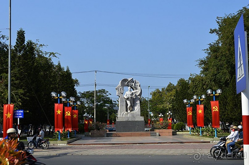 НЯЧАНГ НОВОГОДНИЙ !