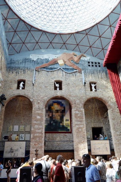 Калейдоскоп Каталонии или Барселона и окрестности.Часть 3.Окрестности.( Калелла и Фигерас)