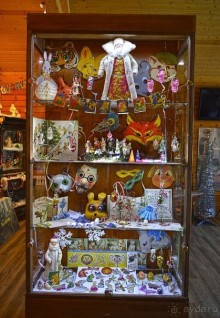 Здесь НОВЫЙ ГОД круглый год !