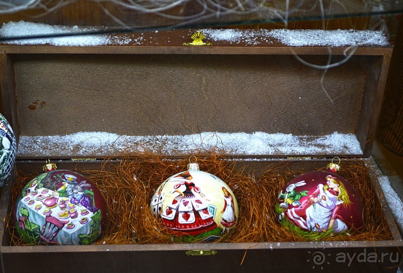 Здесь НОВЫЙ ГОД круглый год !