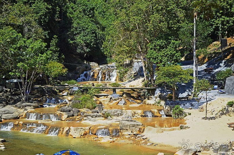 Экскурсии из Нячанга. ВОДОПАД ЯНГ БЕЙ.