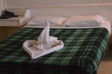 Скромно и ненавязчиво.