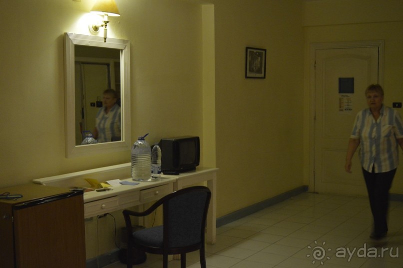 Скромно и ненавязчиво.