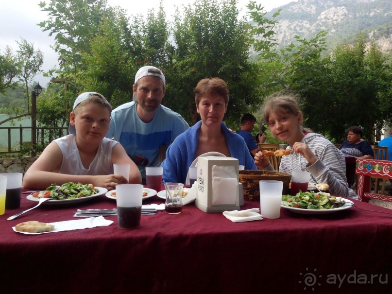 Хороший отель в хорошем месте Турции