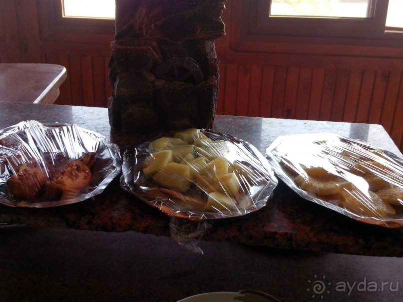 Прокисший гранат, засохший апельсин...