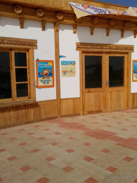 Закрытая детская комната (пустая и пыльная)