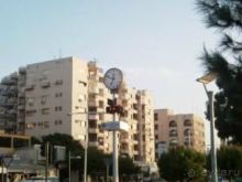 Площадь у отеля