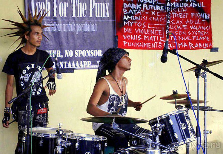 Индонезия: взгляд на субкультуры