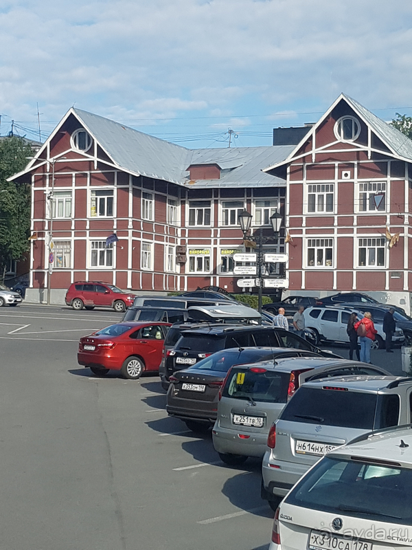 Альбом истории "Terveh, Karjalan tasavalta"