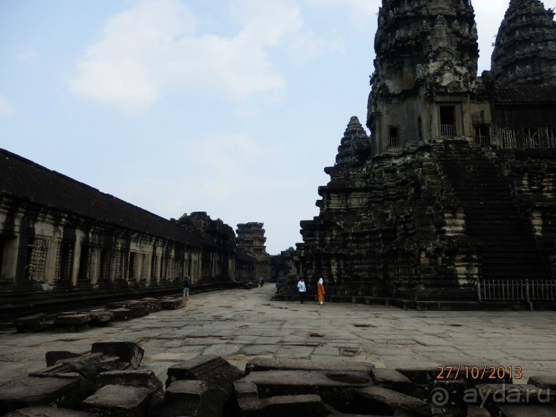 Стоит ли самостоятельно посетить Вьетнам и Камбоджу