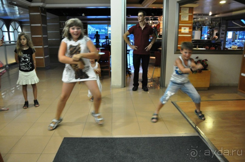 Для таких активных, как мы - даже шалаш подошёл бы)))