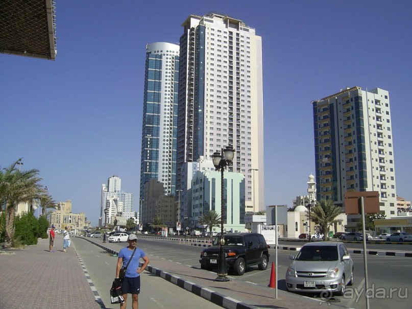 По такой цене - цены ему нет