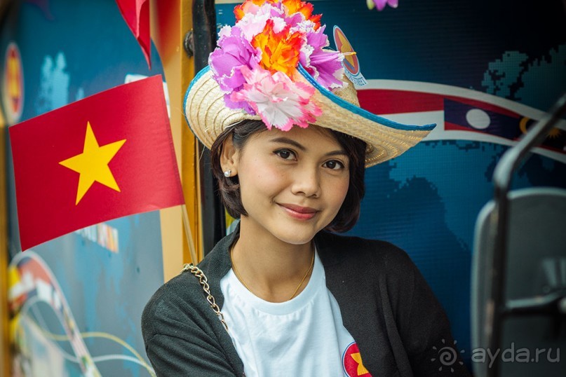 Альбом отзыва "Таиланд, детали"