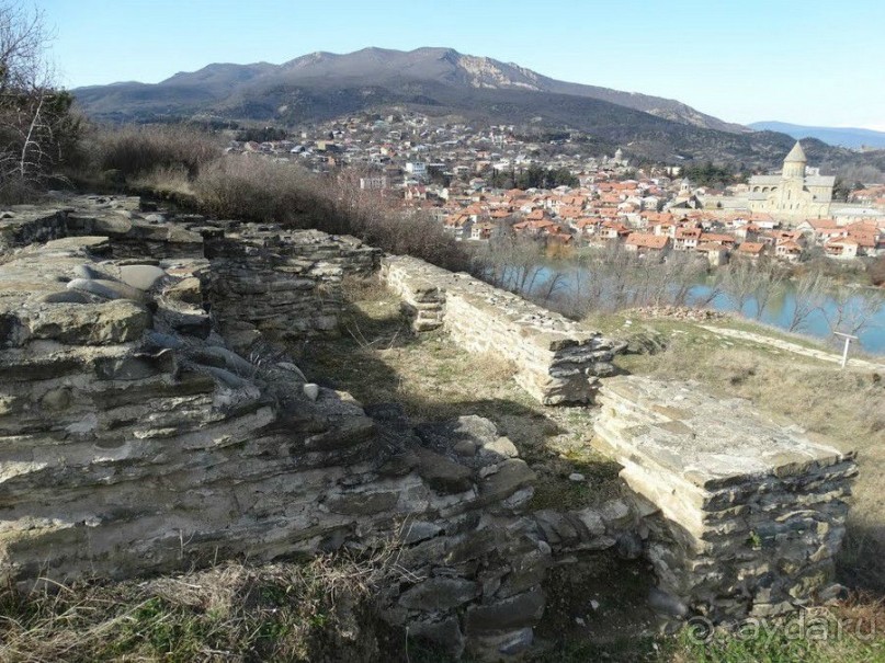 Храмы Мцхеты – Светицховели, Самтавро и Джвари