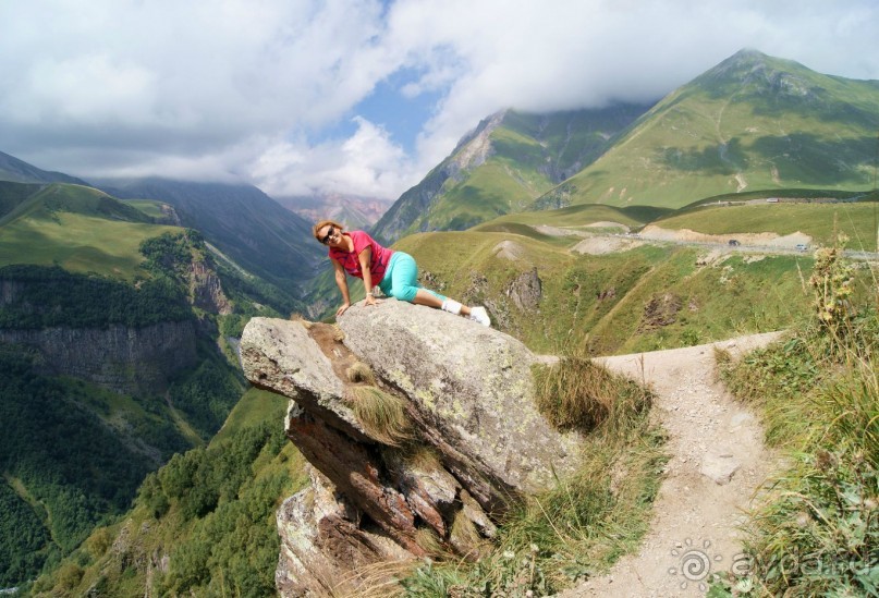 Полный восторг и огромное желание вернуться сюда еще не раз, именно такие ощущения вызывает Грузия