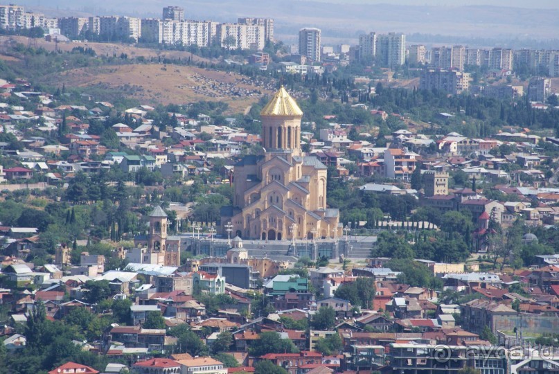 Полный восторг и огромное желание вернуться сюда еще не раз, именно такие ощущения вызывает Грузия