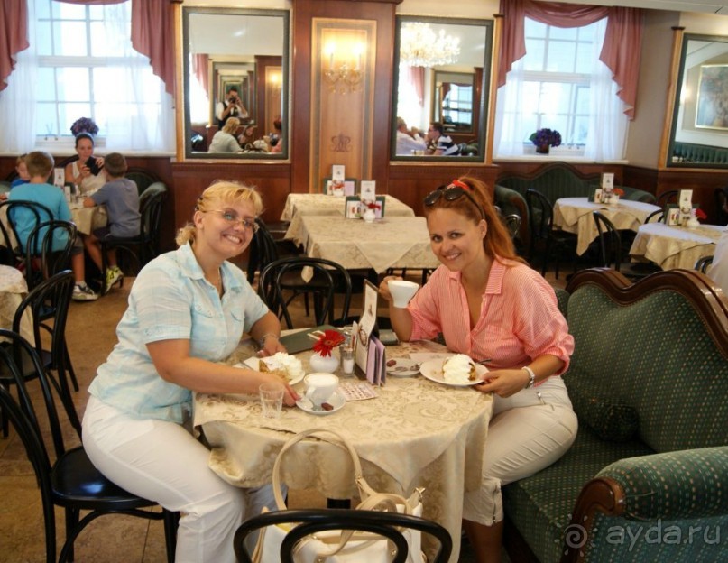 Кофе по-венски и свежайший яблочный штрудель