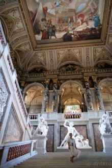 Самостоятельный осмотр достопримечательностей Вены, поездка в Братиславу и лечебный отдых в Венгрии