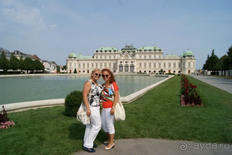 Самостоятельный осмотр достопримечательностей Вены, поездка в Братиславу и лечебный отдых в Венгрии
