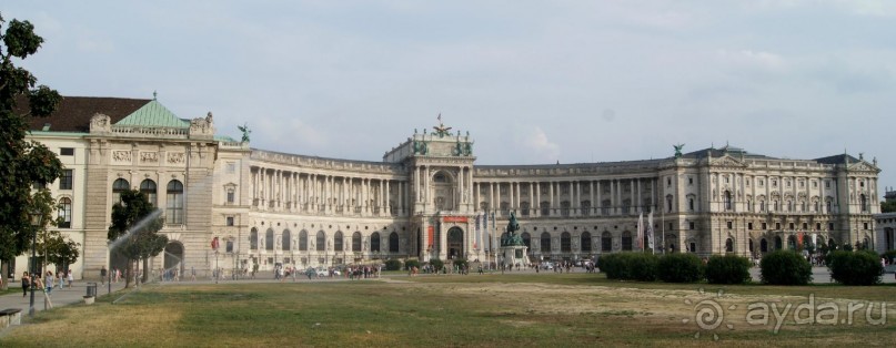 Самостоятельный осмотр достопримечательностей Вены, поездка в Братиславу и лечебный отдых в Венгрии