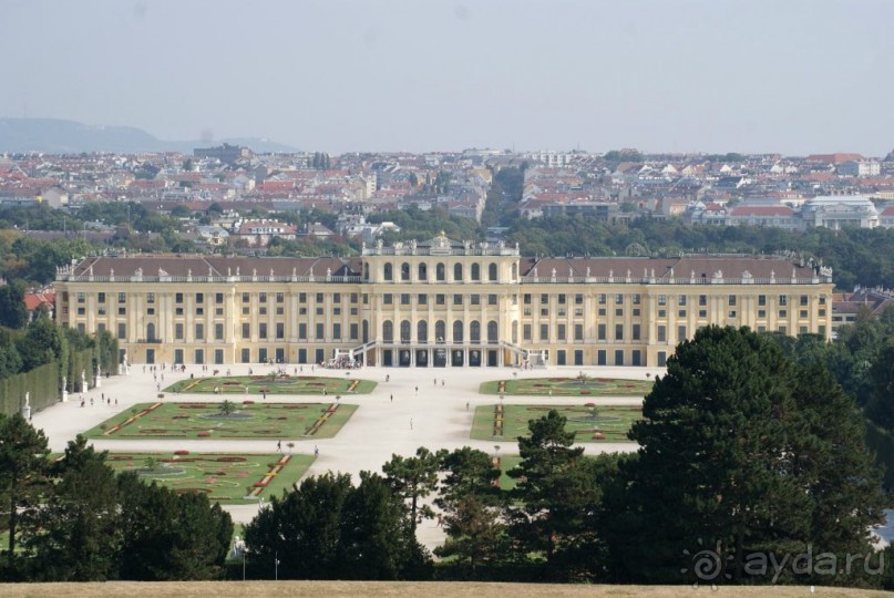 Самостоятельный осмотр достопримечательностей Вены, поездка в Братиславу и лечебный отдых в Венгрии