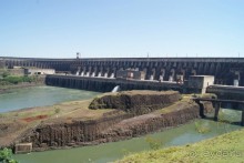 В Бразилию самостоятельно! Часть 1. Водопады Игуасу, парк птиц, Итайпу