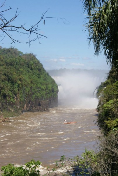 В Бразилию самостоятельно! Часть 1. Водопады Игуасу, парк птиц, Итайпу