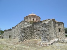 В поездках по острову Родос.