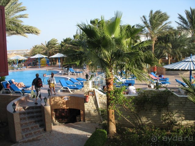 фото The Three Corners Triton Empire Hotel