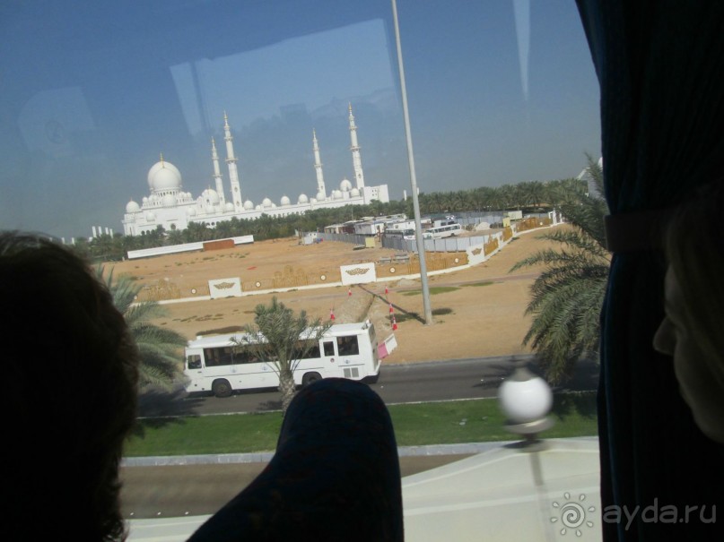 Великолепие- благодарность первому президенту ОАЭ !