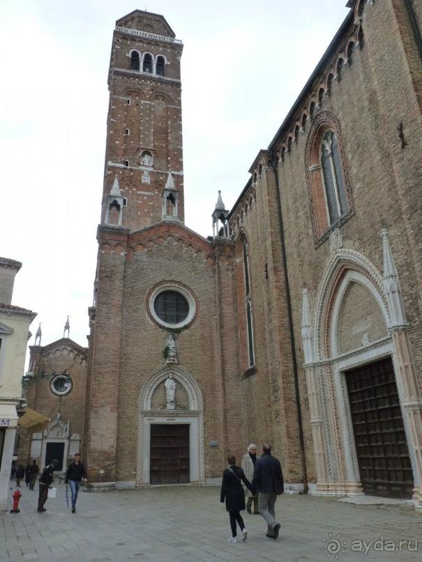 Собор Санта-Мария Глориоза деи Фрари.