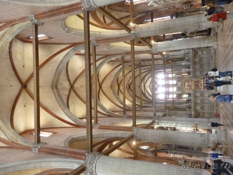 Собор Санта-Мария Глориоза деи Фрари.