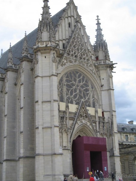 Венсенский замок - замок про который часто забывают туристы