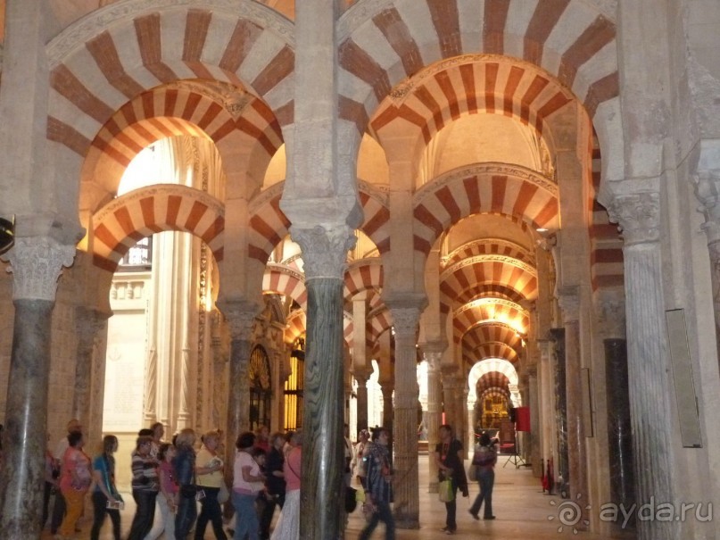 Кафедральный собор в мечети, возможно ли?