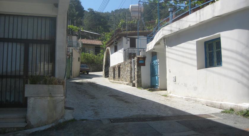 Antigones House