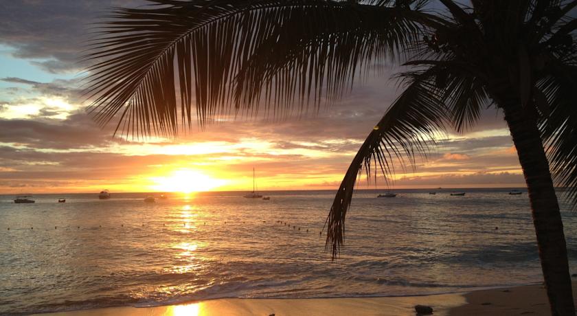 Tropical Sunset Beach formerly Sunswept Beach
