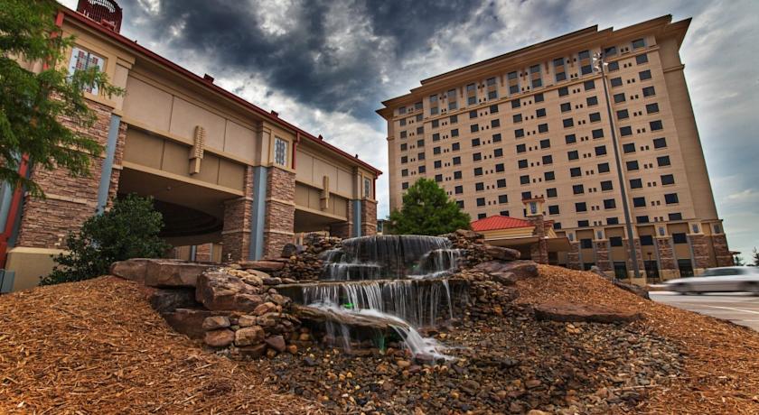 BH Stones Motel