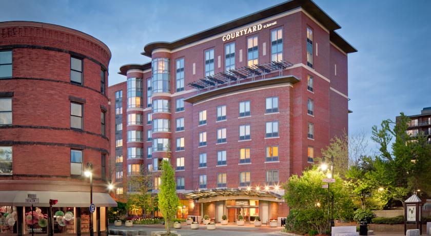 Courtyard Boston Brookline