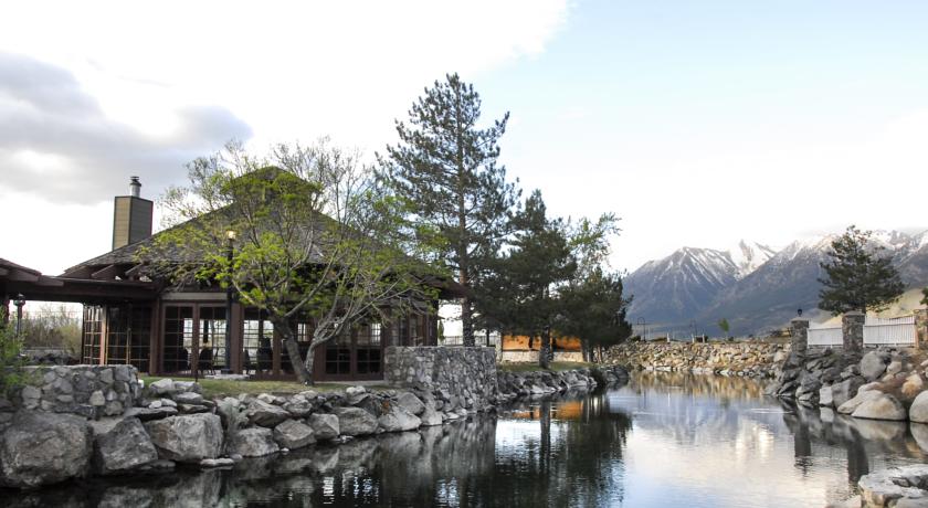 David Walleys Resort Hot Springs & Spa
