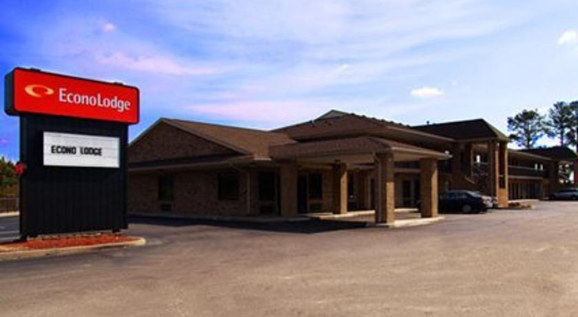 Econo Lodge Suffolk