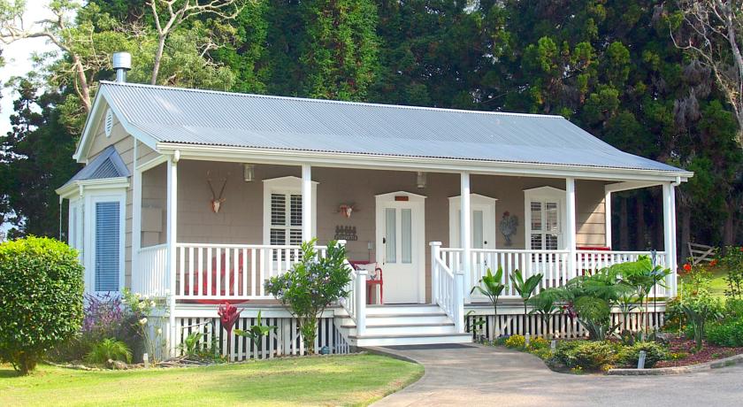 Hamakua Ranch House B&B