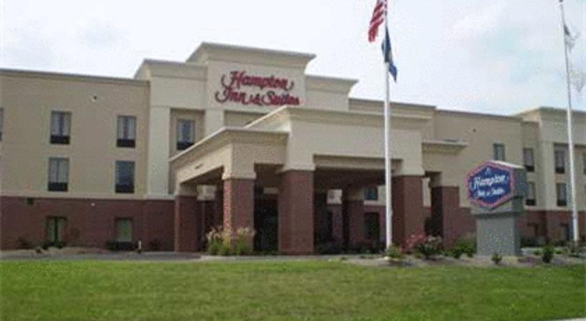 Hampton Inn & Suites Madisonville